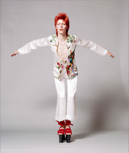 In pictures: David Bowie's costume designer, Kansai Yamamoto, 1944–2020 -  ArtReview